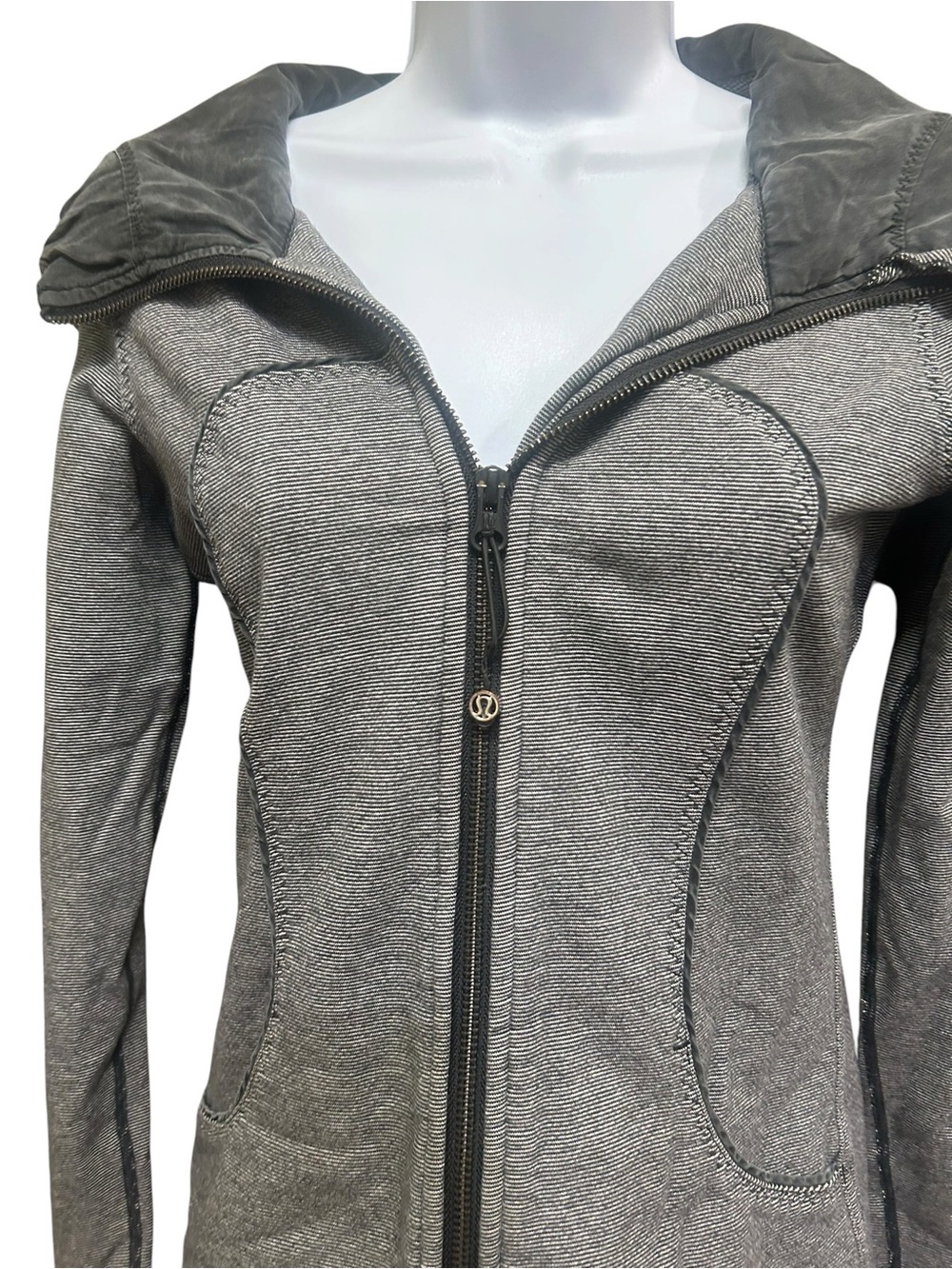 Lululemon Live Simply Black Micro Stripe Hoodie Jacket Size 4 - Picture 3 of 6